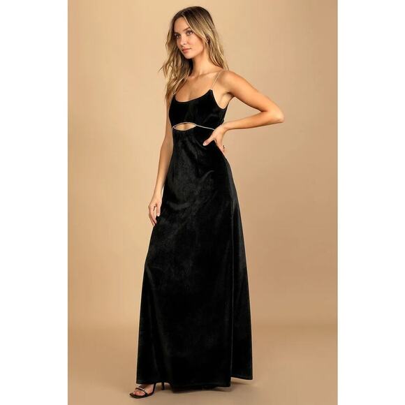 Lulu’s Dresses & Skirts - LULU’S NWT Gala Glam Black Velvet Rhinestone Cutout Mermaid Maxi Dress $88 MSRP